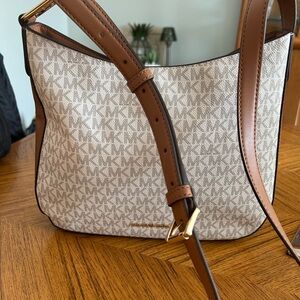 Michael Kors Tan and Cream Shoulder Bag